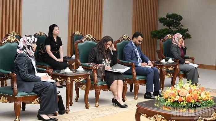  Đoàn đại biểu Đại sứ quán Malaysia tại Việt Nam tham dự buổi tiếp. (Ảnh: Trần Hải) 