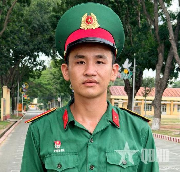 Binh nhì Phạm Hà.