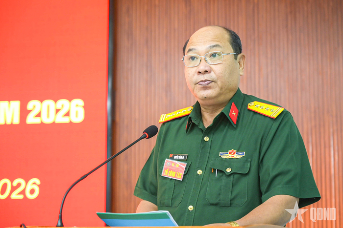 Đại tá Nguyễn Thành Ân, Phó chỉ huy trưởng Bộ CHQS tỉnh An Giang phát biểu chỉ đạo.