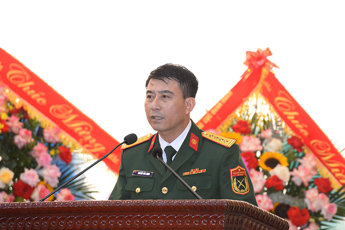 Đại tá Nguyễn Văn Lượng, Bí thư Đảng ủy, Chính ủy Lữ đoàn 134, Binh chủng TTLL đọc thư chúc mừng của Bộ trưởng Bộ Quốc phòng.