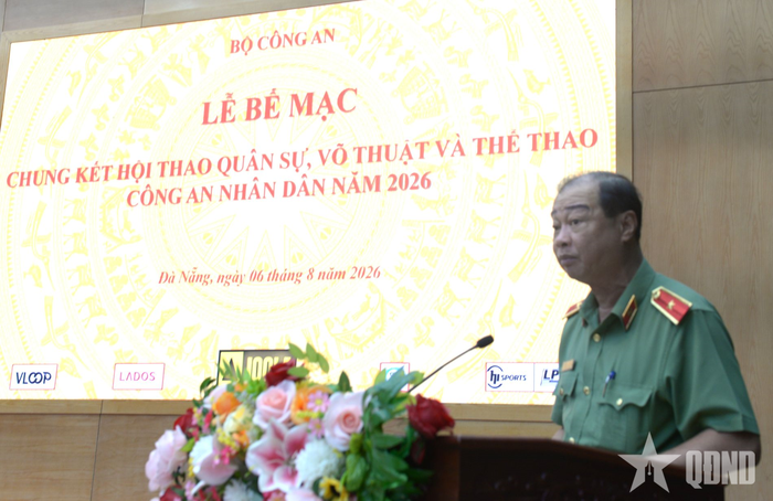 Thiếu tướng Lê Hồng Hiệp, Phó cục trưởng Cục Công tác chính trị, Bộ Công an, Phó trưởng ban chỉ đạo Hội thao quân sự, võ thuật và thể thao CAND phát biểu bế mạc.