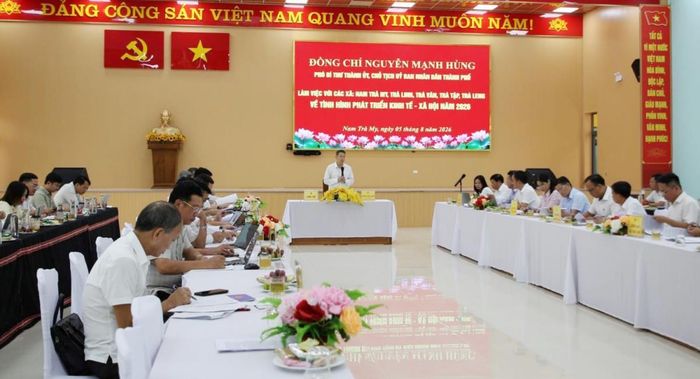 Chủ tịch UBND TP Đà Nẵng Nguyễn Mạnh Hùng phát biểu tại buổi làm việc với 5 địa phương.