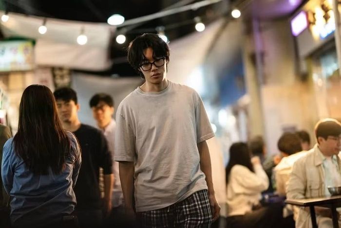 Ryu Jun Yeol cho biết: "Tôi đã cố gắng làm cho nhân vật trở nên thuyết phục hơn bằng cách điều chỉnh cường độ cảm xúc của mình giữa những tình huống diễn ra từng khoảnh khắc".