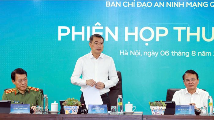  Thủ tướng Lê Minh Hưng phát biểu tại phiên họp. Ảnh: MINH HẢI 