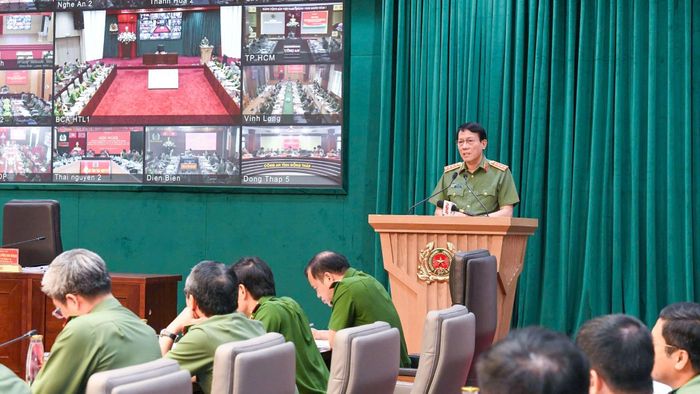 Bộ trưởng Bộ Công an Lương Tam Quang phát biểu tại hội nghị. Ảnh: HUY HÀ