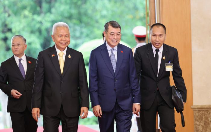  Thủ tướng Lê Minh Hưng hội kiến Chủ tịch Quốc hội kiêm Chủ tịch Hạ viện Thái Lan Sophon Zaram, chiều 6-8. Ảnh: QUANG PHÚC 