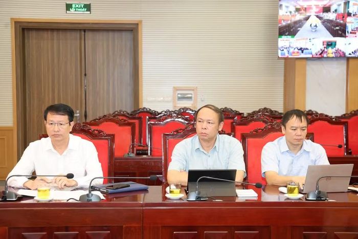 Các đại biểu tham dự hội nghị.