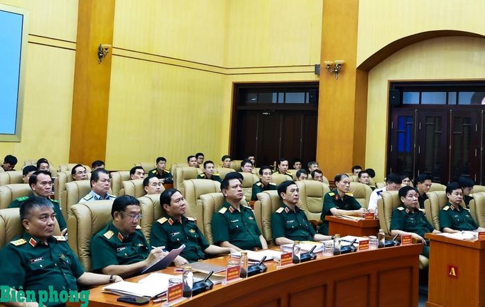 Các đồng chí lãnh đạo Bộ Quốc phòng; Thủ trưởng Bộ Tổng Tham mưu, Tổng cục Chính trị Quân đội nhân dân Việt Nam; các thành viên Ban Chỉ đạo 3488 tham dự hội nghị. Ảnh: Dân Chủ