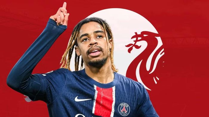  Liverpool đang dồn sức theo đuổi tiền đạo Bradley Barcola và chưa có động thái mua thêm hậu vệ. 