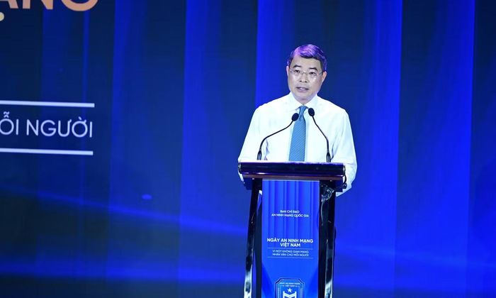 Thủ tướng Chính phủ Lê Minh Hưng, Trưởng Ban Chỉ đạo An ninh mạng quốc gia phát biểu tại sự kiện