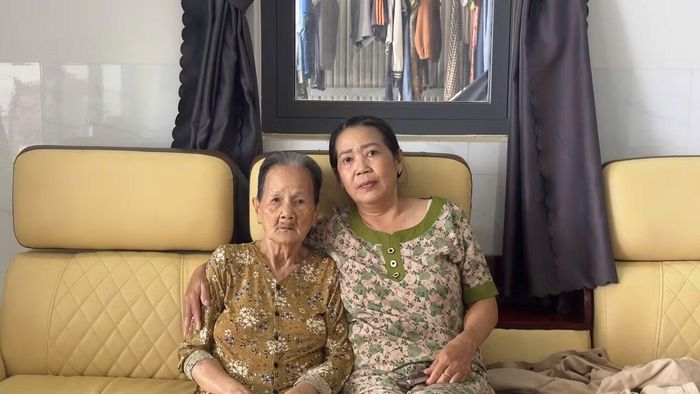 Bà Huệ và mẹ là bà Dơm hiện đang sống tại tỉnh Lâm Đồng.