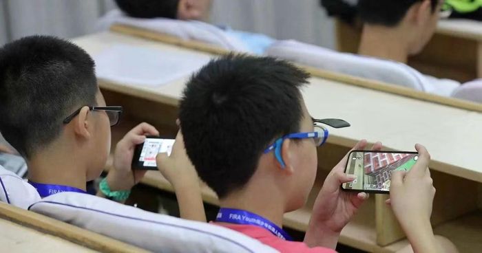 Cần tạo dựng "sức đề kháng số" cho trẻ em và thanh thiếu niên bởi mạng xã hội có tác động lớn đến nhận thức, cảm xúc và hành vi của người sử dụng.