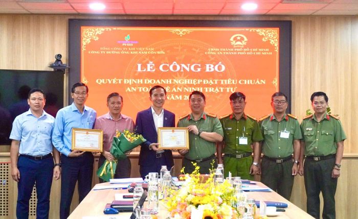 NCSP vinh dự được UBND Thành phố Hồ Chí Minh và Giám đốc Công an Thành phố Hồ Chí Minh ghi nhận và khen thưởng