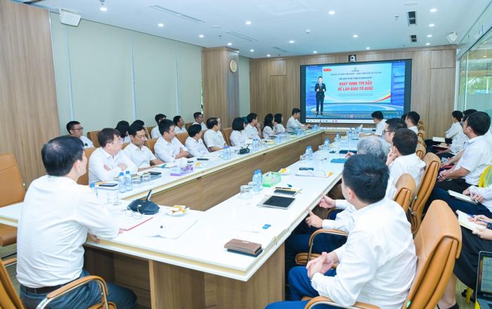 Toàn cảnh buổi sinh hoạt.