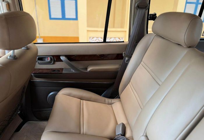 Chủ xe cho biết chiếc Land Cruiser hiện đạt khoảng 80-90% tình trạng so với khi xuất xưởng. 