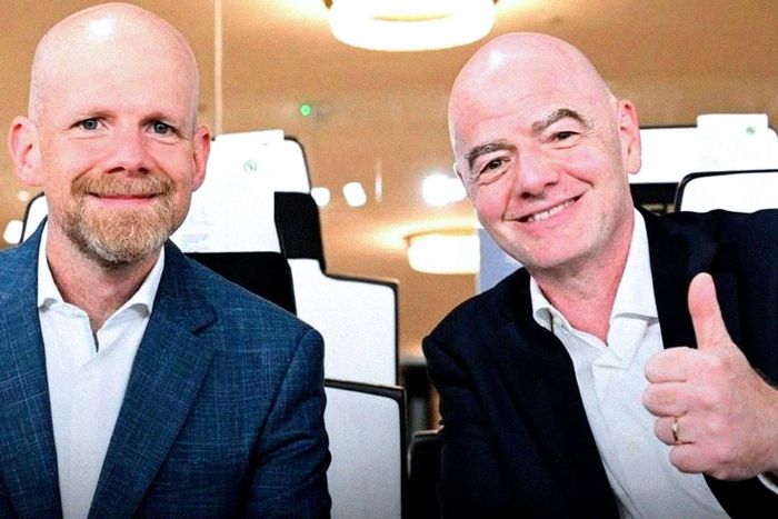 Infantino và Grafstrom lại khen ngợi lẫn nhau. Ảnh: D.S