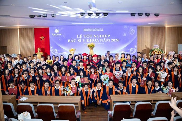 Khóa bác sĩ đầu tiên của Trường Đại học Đại Nam tốt nghiệp