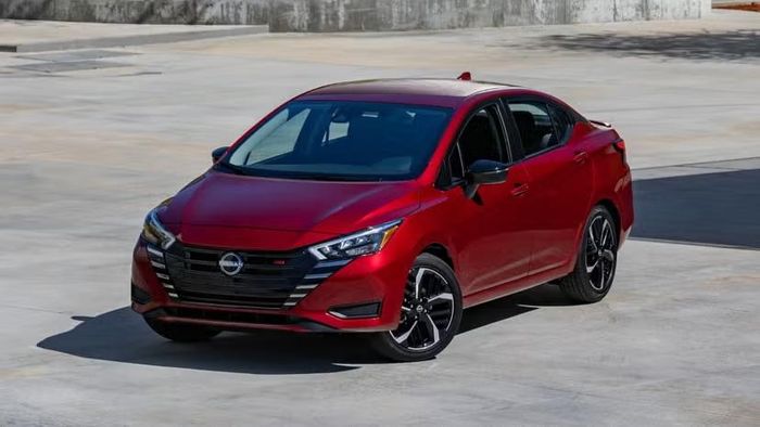 Ở nhóm xe cỡ nhỏ có tỷ lệ tử vong của người lái cao nhất. Ảnh: Nissan