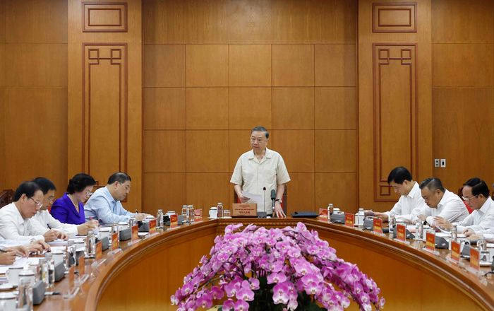 Tổng Bí thư, Chủ tịch nước lưu ý, việc gì địa phương làm tốt thì mạnh dạn giao cho địa phương. Ảnh: TTXVN