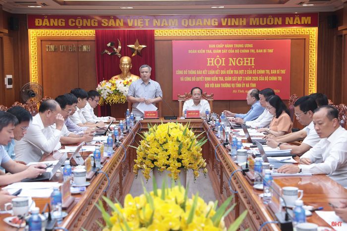 Toàn cảnh hội nghị.