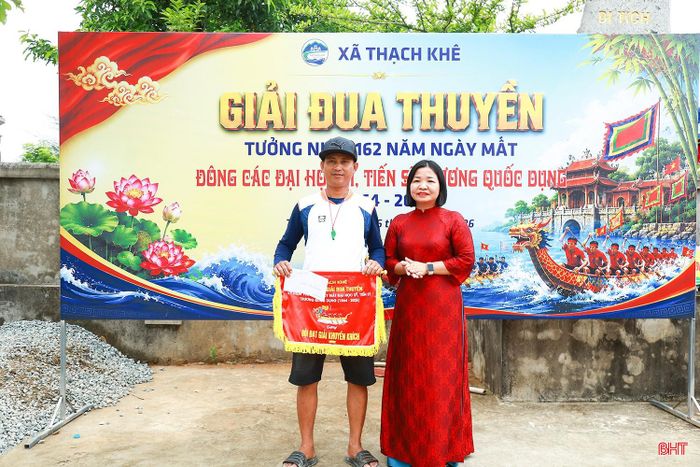 Giải khuyến khích thuộc về các đội: Thạch Hải, Minh Hải, Đình Hòe.