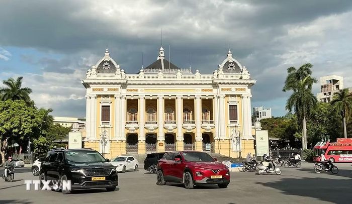 Nhà hát Lớn Hà Nội, một trong những biểu tượng kiến trúc của Thủ đô, đại diện cho những lớp di sản văn hóa và không gian lịch sử được gìn giữ trong quá trình phát triển đô thị. (Ảnh: Tuyết Mai/TTXVN)