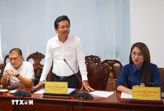 Ông Nguyễn Hữu Hiệp - Giám đốc Đầu tư và Xây dựng, Tập đoàn FPT phát biểu tại buổi làm việc. (Ảnh: Ánh Tuyết/TTXVN)