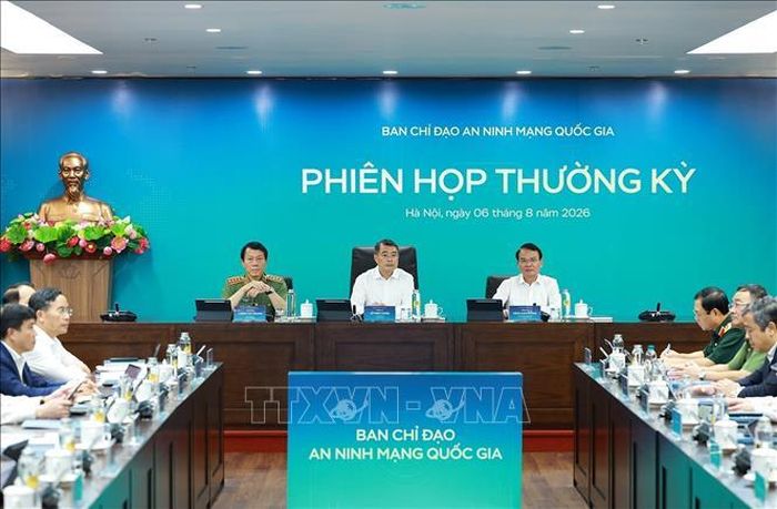 Thủ tướng Lê Minh Hưng, Trưởng ban Chỉ đạo An ninh mạng quốc gia chủ trì cuộc họp thường kỳ của Ban Chỉ đạo. Ảnh: Dương Giang/TTXVN