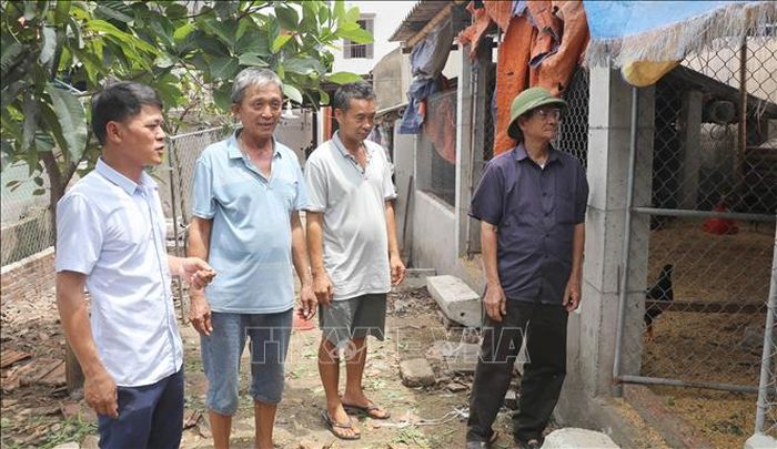 Đồng bào lương - giáo trên địa bàn xã Phát Diệm, tỉnh Ninh Bình tích cực tham gia phát triển kinh tế góp phần nâng cao đời sống.
