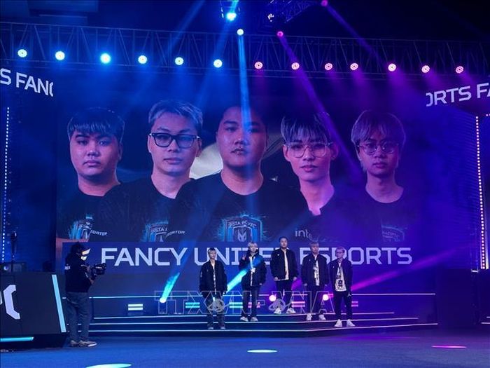 Đại diện Việt Nam - Team Fancy United Esports tại sự kiện APAC Predator League 2026. Ảnh: TTXVN phát