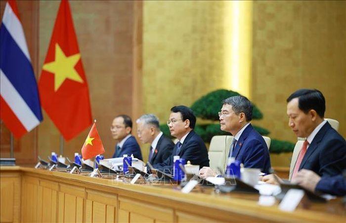 Thủ tướng Lê Minh Hưng phát biểu tại cuộc hội kiến Chủ tịch Quốc hội kiêm Chủ tịch Hạ viện Thái Lan Sophon Zaram. Ảnh: Dương Giang/TTXVN