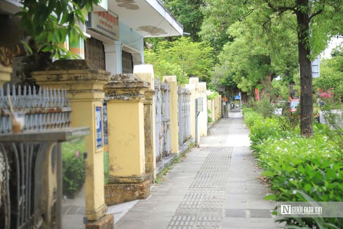 Trong đó, khu nhà, đất số 22-24 và 28-30A Lê Lợi (phường Thuận Hóa) có diện tích 5.938,6 m², dự kiến mang lại nguồn thu khoảng 596 tỷ đồng, thời gian tổ chức đấu giá vào tháng 9/2026.