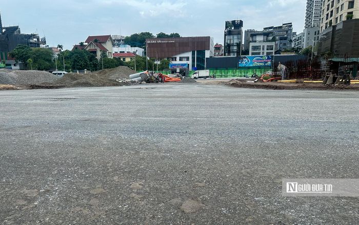 Tổng diện tích giải phóng mặt bằng để thực hiện dự án là 48.338,6m², liên quan 184 hộ gia đình, tổ chức. Theo báo cáo của UBND phường Tây Hồ, đến ngày 25/5, dự án đã hoàn thành phê duyệt phương án bồi thường, hỗ trợ, tái định cư đối với 184/184 trường hợp, thu hồi toàn bộ diện tích đất, với tổng kinh phí bồi thường, hỗ trợ 338,5 tỷ đồng.