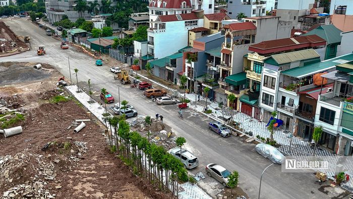 Đối với công tác thi công, Chủ tịch UBND thành phố yêu cầu chủ đầu tư và các nhà thầu huy động tối đa nhân lực, máy móc, thiết bị, tổ chức thi công khoa học, tăng ca, tăng kíp để bù tiến độ khi có đủ điều kiện mặt bằng.