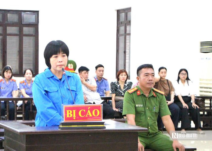 Sau thời gian nghị án, HĐXX công bố hình phạt đối với bị cáo Tô Thị Ty Na là tù chung thân.