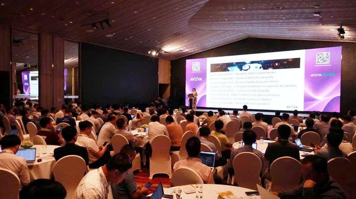 Sự kiện thu hút đông đảo các lãnh đạo và chuyên gia hàng đầu đến từ nhiều ngành công nghiệp khác nhau.