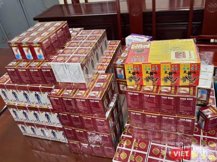 Nhiều thuốc đông y vi phạm từng được phát hiện. Ảnh: Thái Thanh