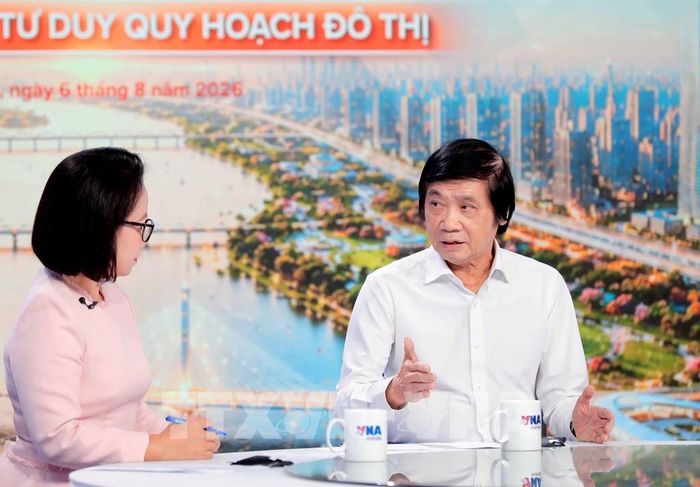 KTS Trần Ngọc Chính - Chủ tịch Hội Quy hoạch phát triển đô thị Việt Nam chia sẻ tại tọa đàm. Ảnh: Phan Phương – TTXVN