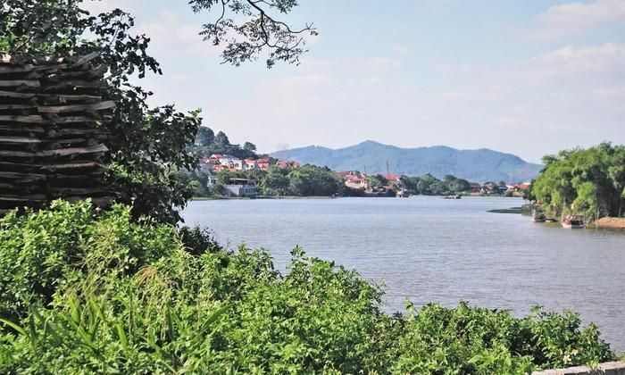 Sông Cầu, đoạn qua xã Phù Lãng, tỉnh Bắc Ninh. Ảnh: báo Bắc Ninh