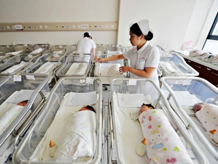 Trẻ sơ sinh tại một bệnh viện phụ sản ở Lan Châu, phía Tây Bắc Trung Quốc
