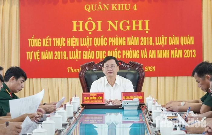 Phó Chủ tịch Thường trực UBND tỉnh Mai Xuân Liêm chủ trì hội nghị tại điểm cầu tỉnh Thanh Hóa.