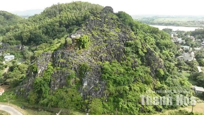 Núi Mướn, phường Hàm Rồng, tỉnh Thanh Hóa