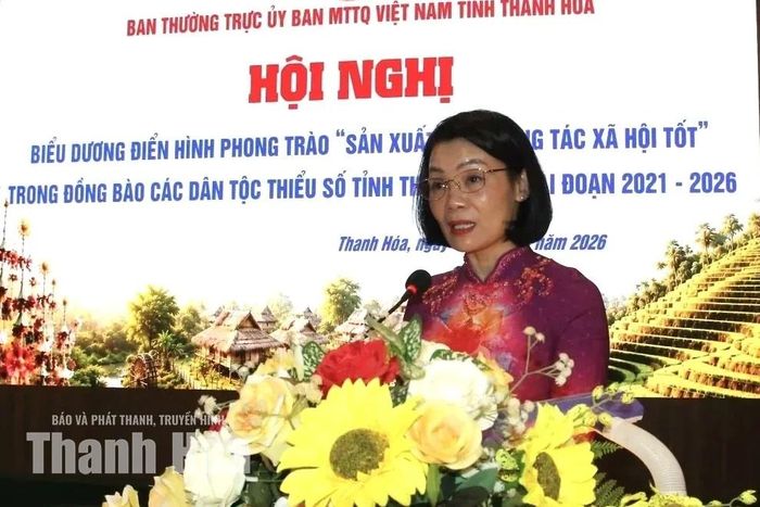 Phó Chủ tịch Thường trực Ủy ban MTTQ tỉnh Đỗ Thị Toán phát biểu tại hội nghị.