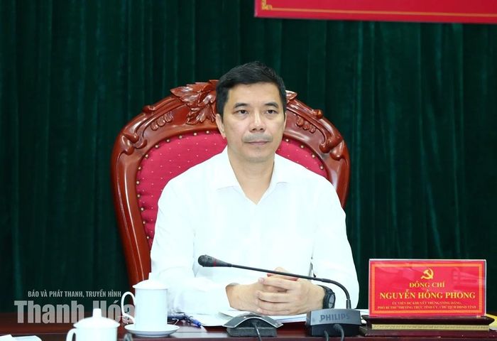 Phó Bí thư Thường trực Tỉnh ủy Nguyễn Hồng Phong chủ trì hội nghị tại điểm cầu Thanh Hóa.