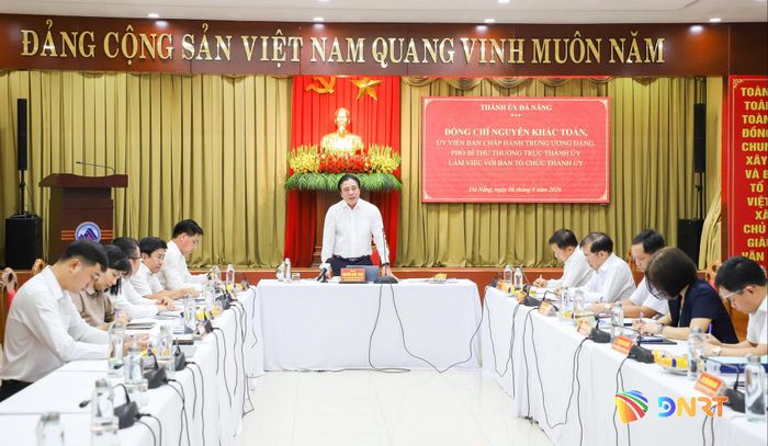 Quang cảnh buổi làm việc. Ảnh: NGỌC PHÚ