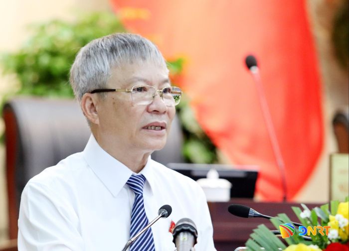 Chủ tịch HĐND thành phố Nguyễn Đức Dũng phát biểu bế mạc kỳ họp. Ảnh: TRỌNG HUY