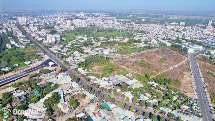 Đồng Nai hiện có hơn 2,8 triệu thửa đất đã được đồng bộ lên Cơ sở dữ liệu quốc gia về đất đai, trong đó gần 2 triệu thửa đã đáp ứng các tiêu chí đúng - đủ - sạch - sống - thống nhất - dùng chung. Ảnh minh họa: Hoàng Lộc