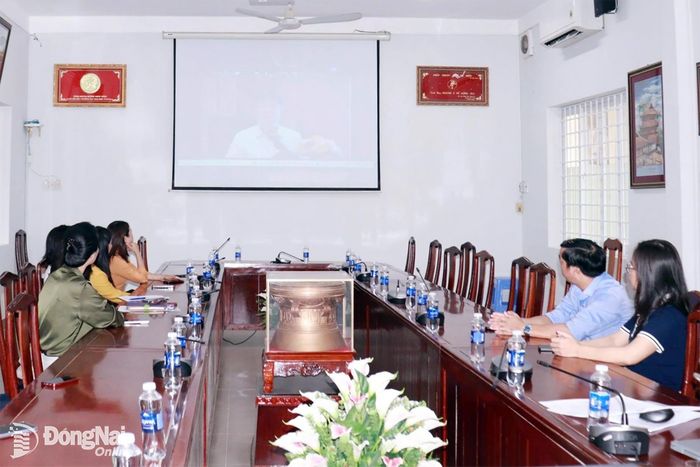 Các đại biểu dự hội nghị tại điểm cầu Sở Y tế Đồng Nai. Ảnh: Gia Nhi