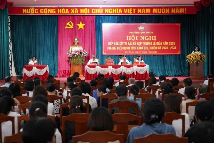  Quang cảnh buổi tiếp xúc cử tri. Ảnh: N.H 