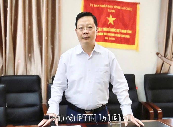 Đồng chí Nguyễn Ngọc Vinh - Phó Bí thư Tỉnh ủy, Chủ tịch Ủy ban MTTQ Việt Nam tỉnh Lai Châu phát biểu tại buổi trao hỗ trợ.